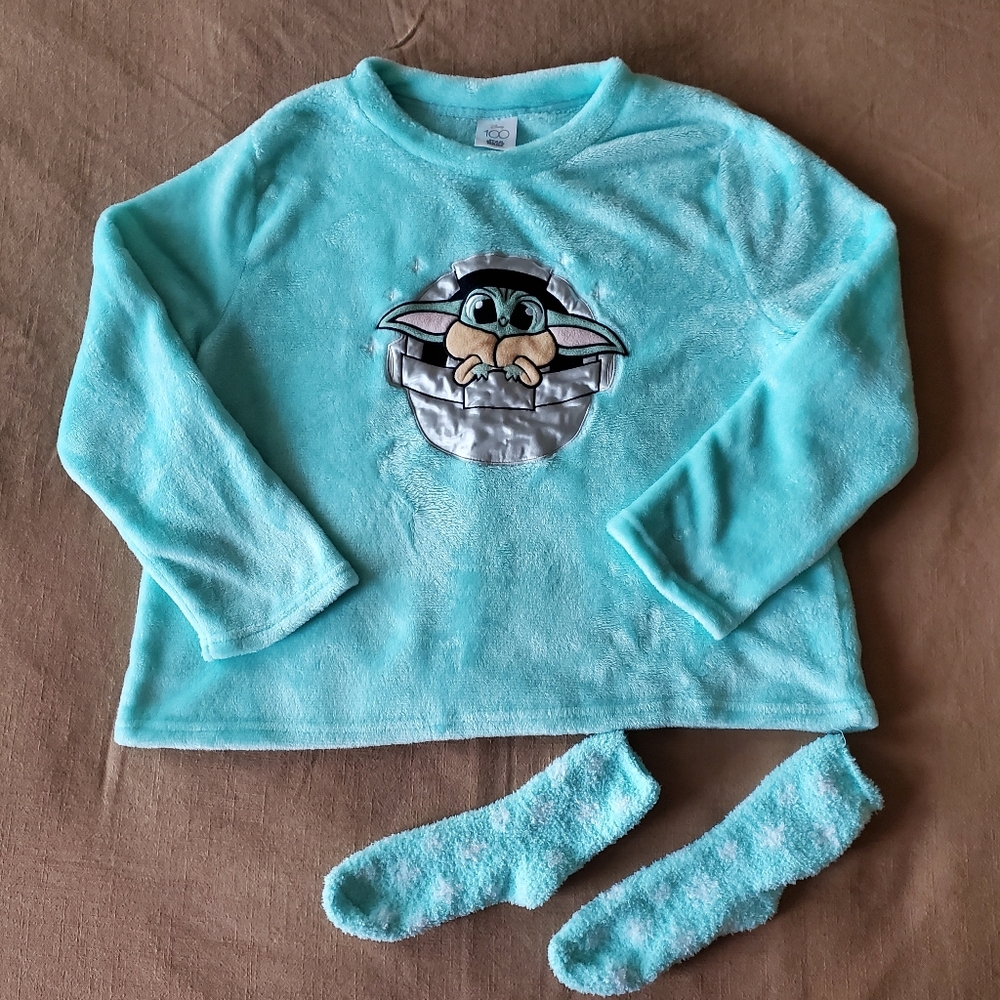 Star Wars Women's Long Sleeve Top & Socks Small